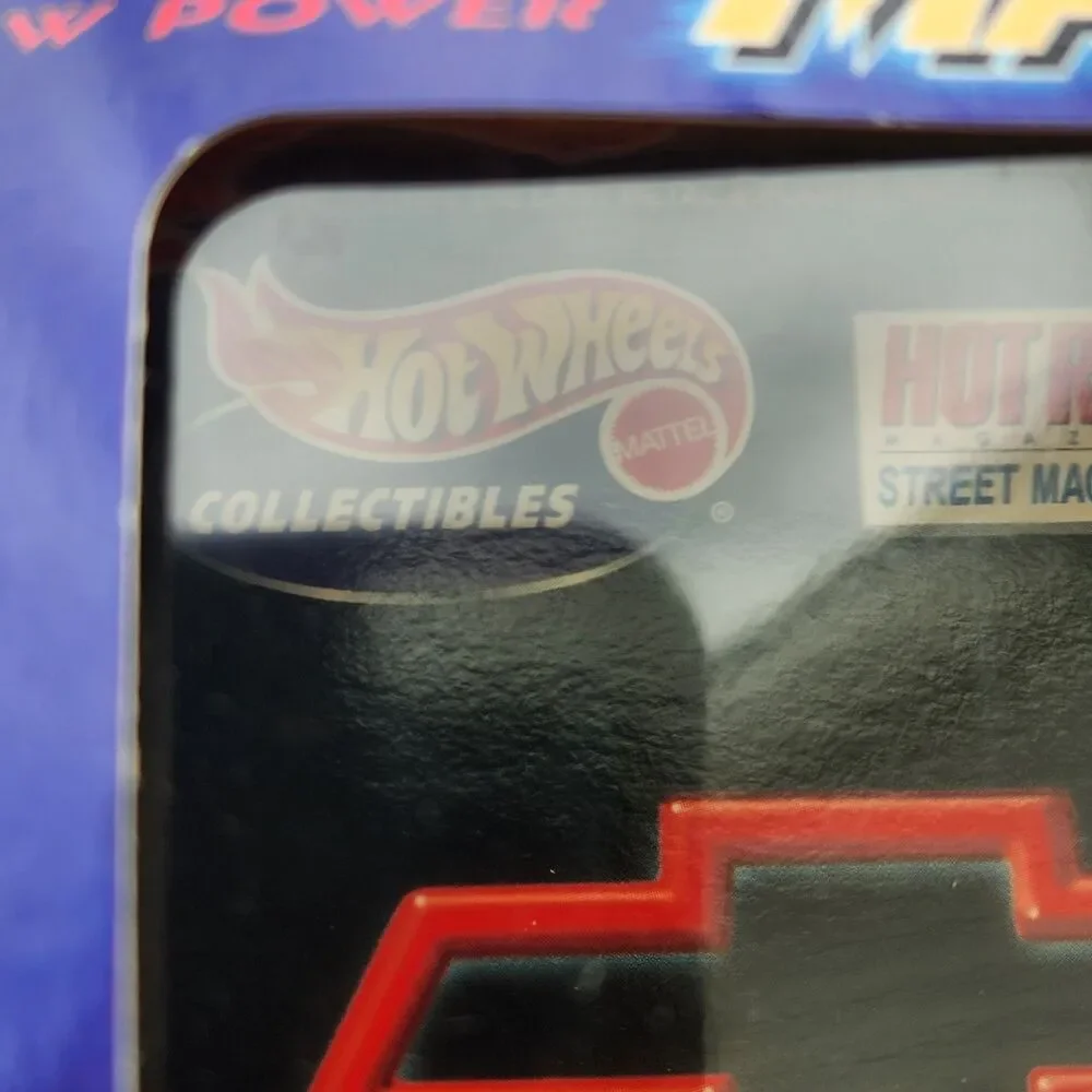 Hotwheels Street Machines White Chevrolet 1969 Chevelle SS 1:64 Die Cast Car